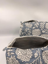 Load image into Gallery viewer, Toiletry bag
