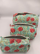 Load image into Gallery viewer, Toiletry bag
