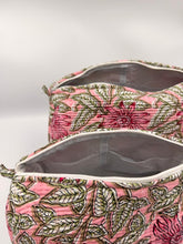 Load image into Gallery viewer, Toiletry bag
