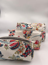 Load image into Gallery viewer, Toiletry bag
